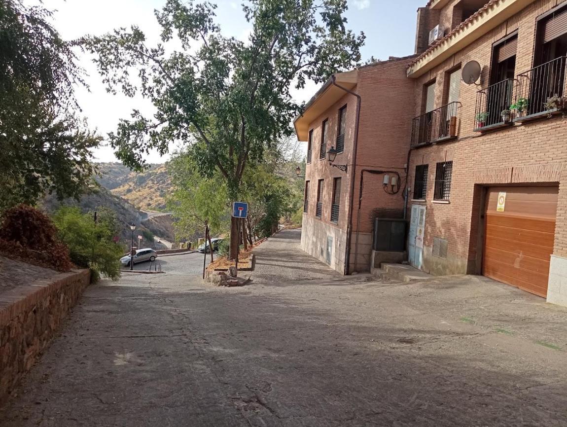 Апартаменти El Sentir De Toledo Parking Incluido Екстер'єр фото